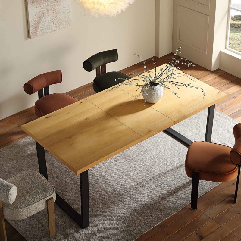 BERN 6-8 Seater Oak Extending Dining Table with Metal Legs - Image 3