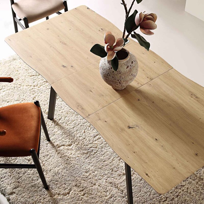 Weston Oak Effect Extendable 6-8 Seater Dining Table - Image 4