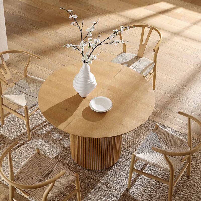 Maru Round 4-6 Seater Extending Oak Pedestal Dining Table, Oak - Image 4