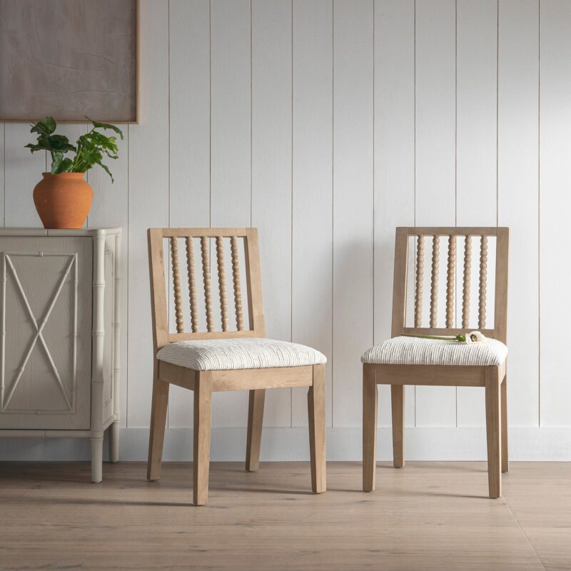 Hemingford Set of 2 Beige Textured Fabric Bobbin Spindle Washed Oak Dining Chairs - Image 2