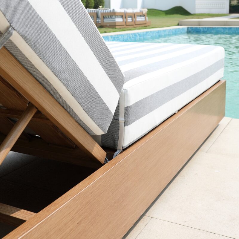 Jardin Aluminium Outdoor Sun Lounger, Natural with Blue Stripes - Image 4