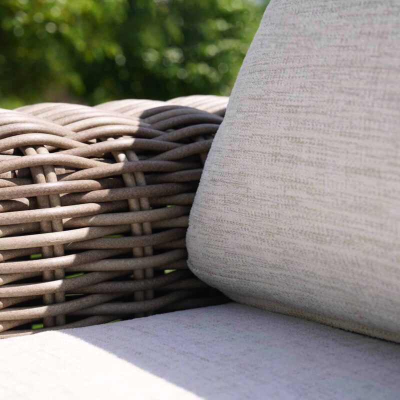 Bellagio Round Wicker Outdoor 1-Seater Sofa, Natural - Image 3