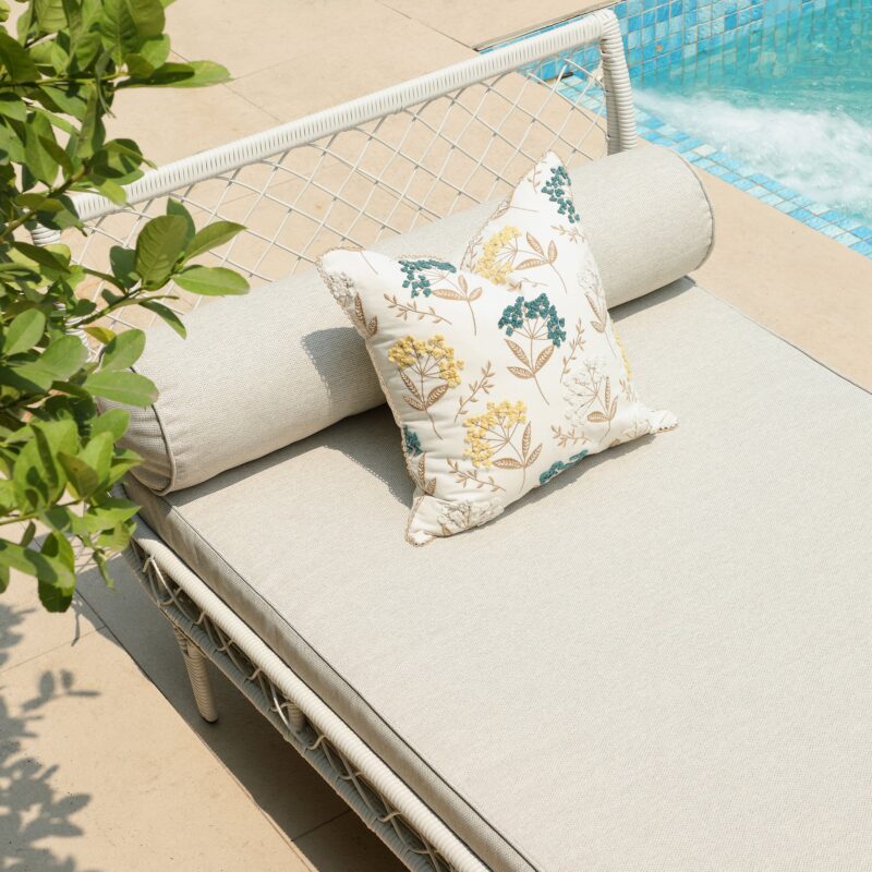 Willowbrook Lattice Weave Rattan Daybed, White - Image 6
