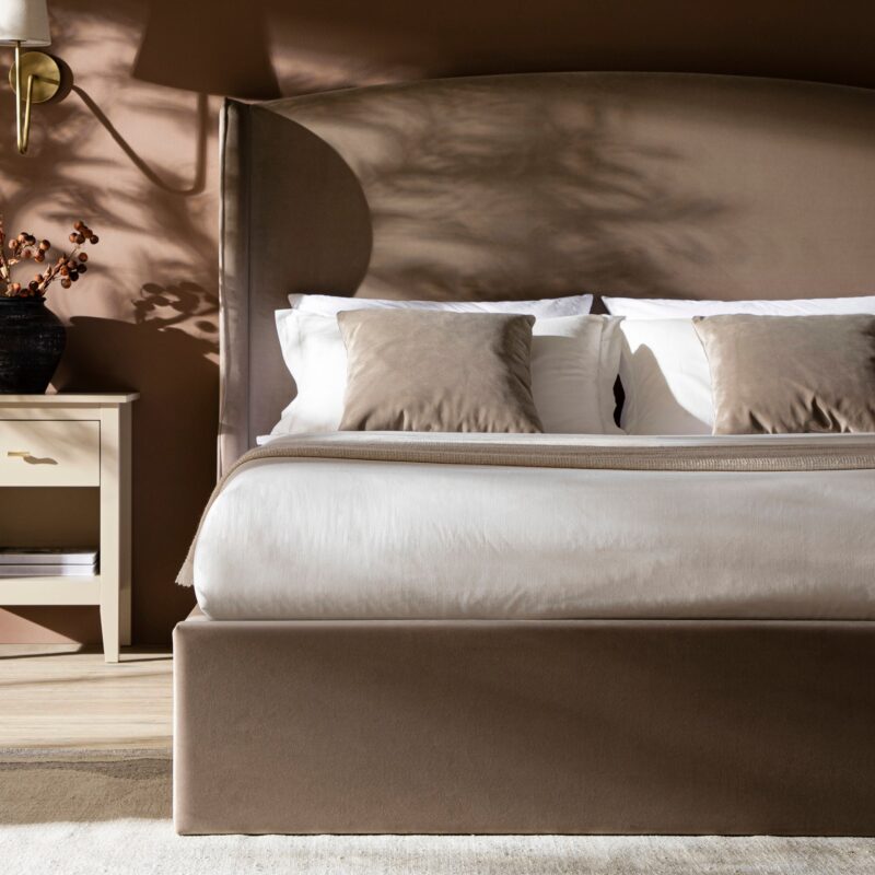 Kimberly Winged Upholstered Storage Bed, Taupe Velvet - Image 4